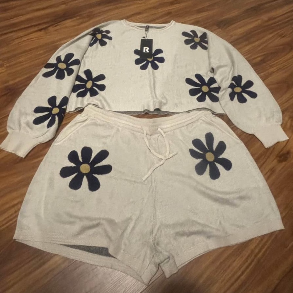 Floral Knit Sweater and Shorts Set